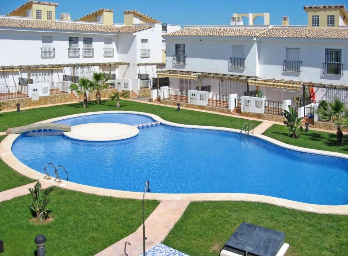 Casa Adosada Con Piscina Y Dos Terrazas Alcossebre Extérieur photo